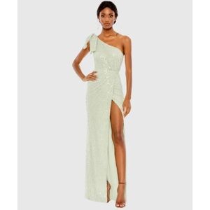 NWT Mac Duggal Pearl Embellished Soft Tie One Shoulder Gown - size 2
